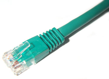 05GE-100-A-GN CAT6 MOLDED RJ45 PATCH CABLE, 100 FT, Green - Image 1